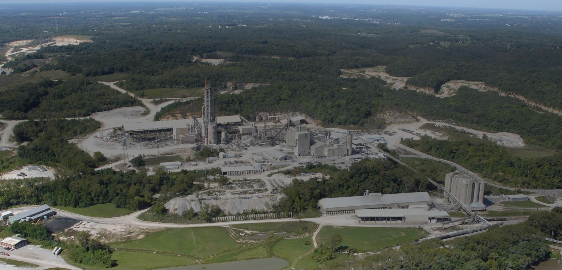 image of a cement plant